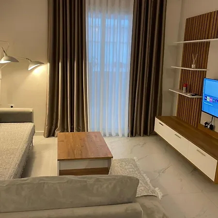 Giti Apartman *