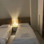 Giti *