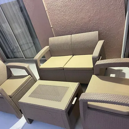 Apartment Giti